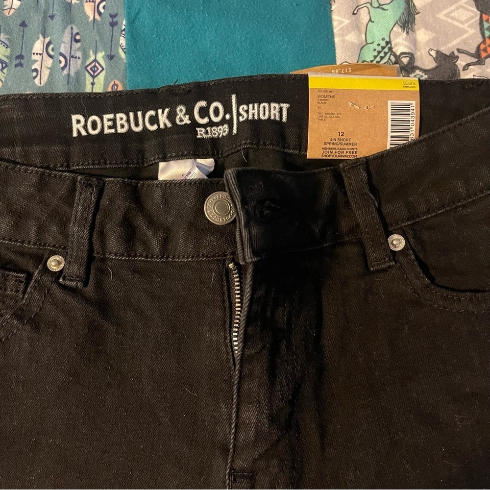 Roebuck & co jean black shorts mid rise 4” inseam new with tags size 12 - Picture 2 of 6